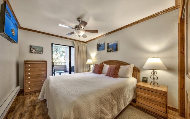 207 Lakeland - 1 Br Condo