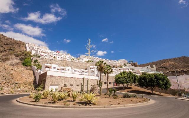 Granada II Apartments