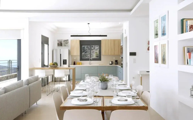 Aires Villa