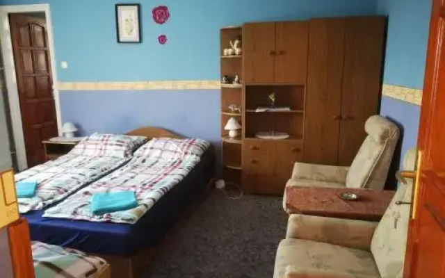 Apartmanház Klára