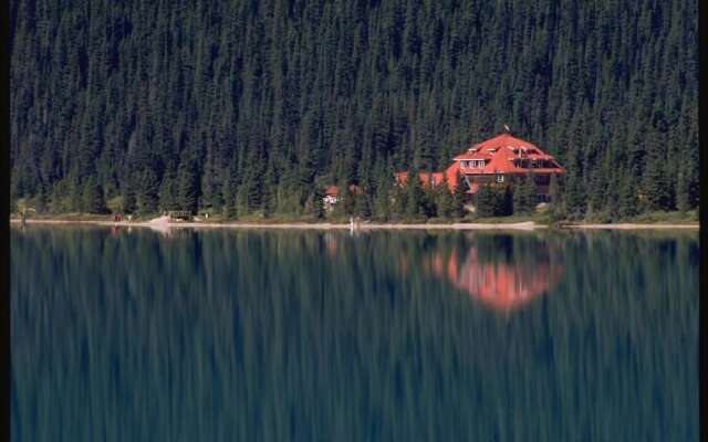 Simpson's Num-ti-jah Lodge