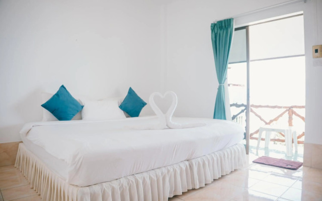 Mam Kai Bae Beach Resort