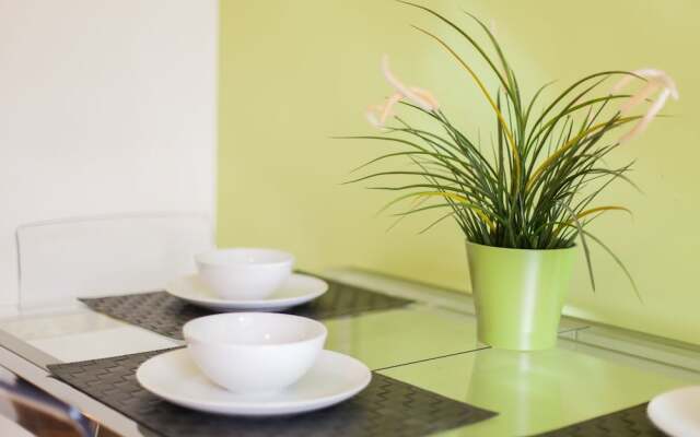 Casa Cara Sotão by All In Lisbon