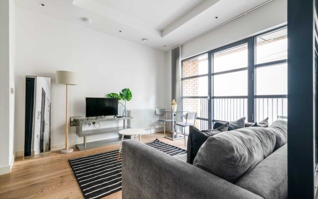 Modern Canning Town Studio