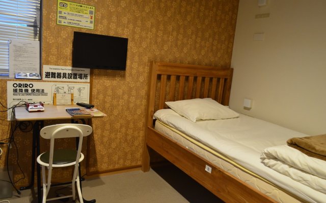 Yadokari Namba Hostel