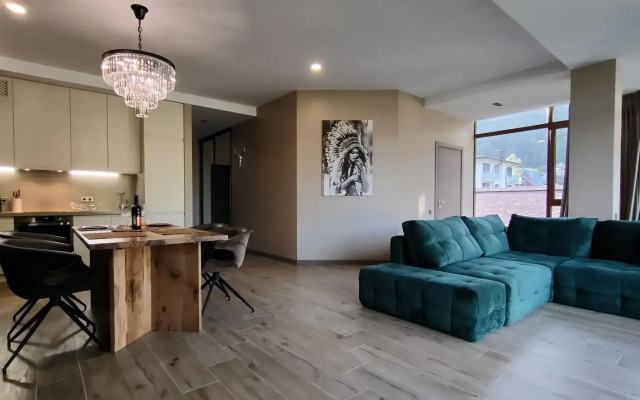 Apartment to Live in the Mountains on Turchinsky street 89