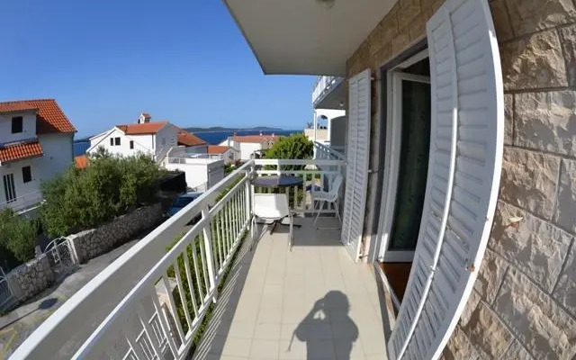 Apartments Franulović