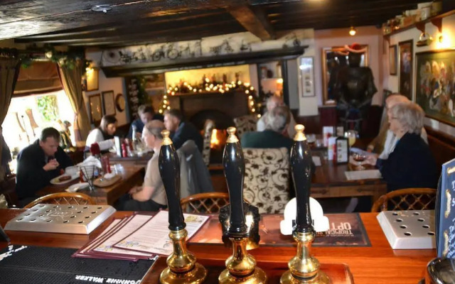 The Royal Arms Hotel