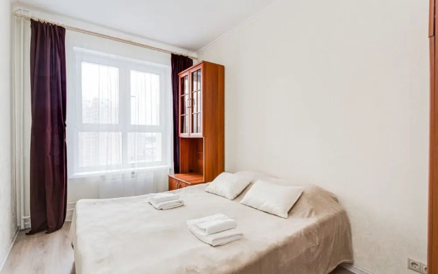 FlatStar on Skhodnenskaya 11