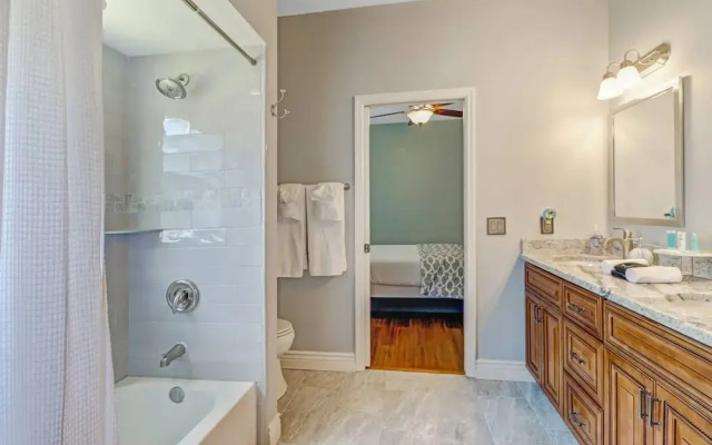 9151 Kings Cove Ct