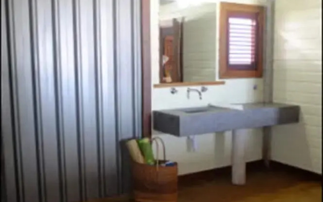 Pagua Bay House Oceanfront Cabanas