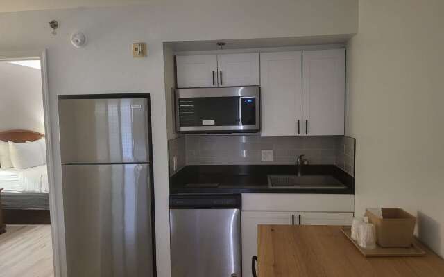 SureStay Plus Hotel by Best Western Tempe University