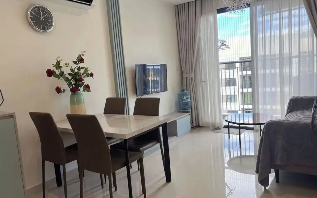 SURIHOME- Vinhomes Grand Park Apartments