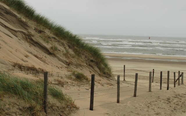 Modern Chalet With Dishwasher In Noordwijk, Sea At 3 Km