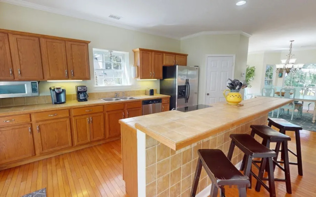 210 Eagles Nest Lane