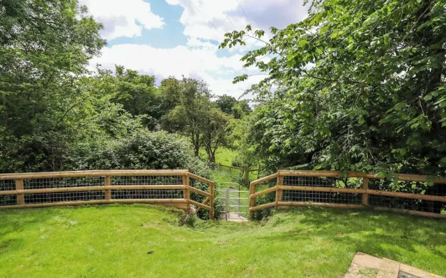 Valley Lodge 4 - North Wales Eco Lodges