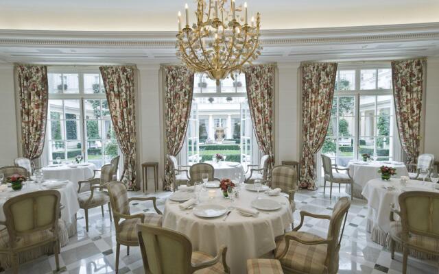 Hotel Le Bristol Paris