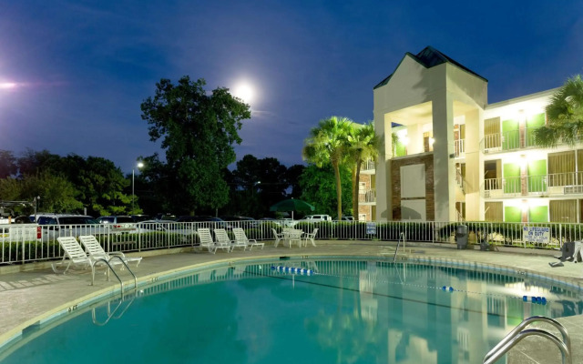 Days Inn by Wyndham Mt Pleasant-Charleston-Patriots Point