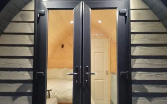 Beautiful and Cosy Pod Saintives