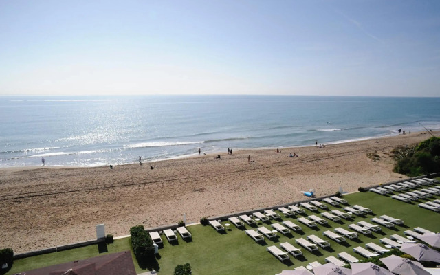 Hotel Tropical Gava Mar