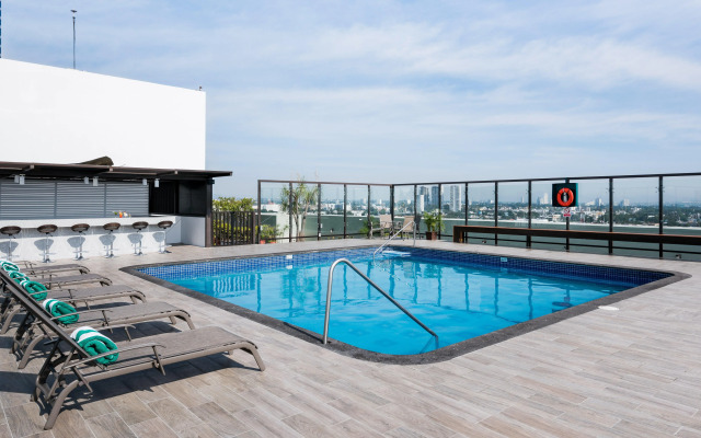 Holiday Inn Select - Guadalajara by IHG