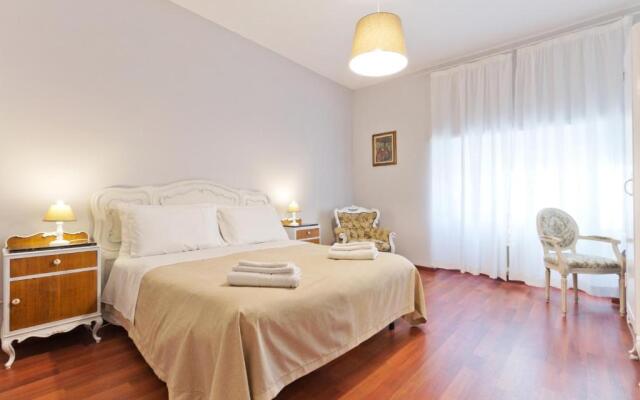 Liberty Trastevere B&B or Entiere Appartement