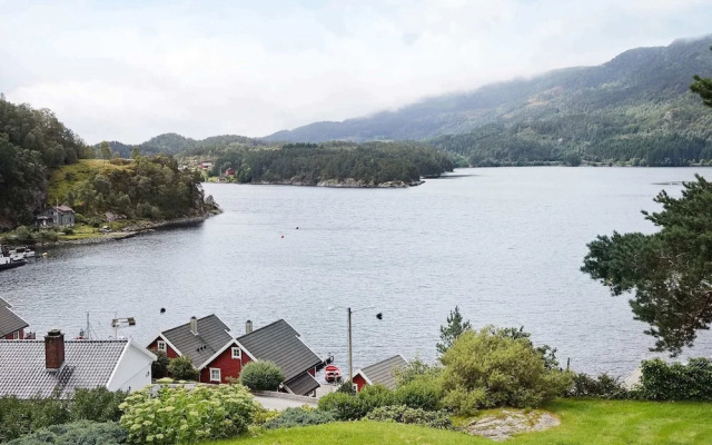 11 Person Holiday Home in Hebnes