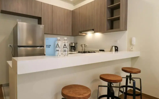 w Beautiful 2BR w Terrace Near Kennedy Park