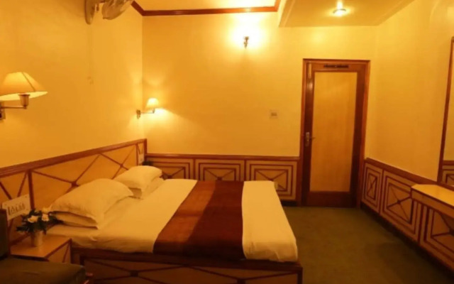 Hotel Sangeet