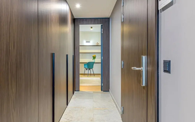 Icon H 501 Suite Business