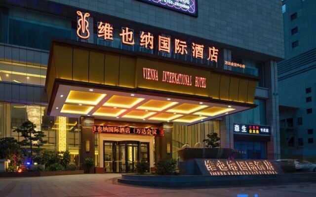 Vienna International Hotel (Jiangmen Hetang Zhongjia Plaza Store)