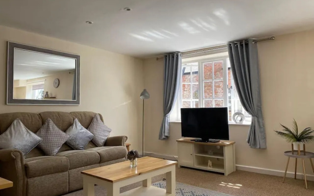 Beautiful 1 Bed Apartment in the Heart of Ludlow