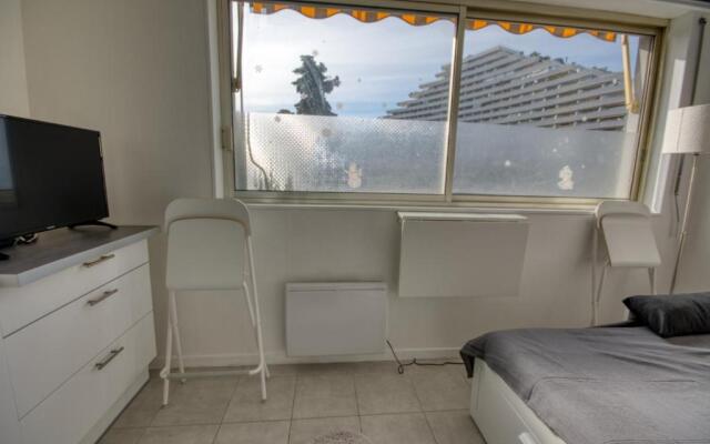 La Studette Marina 06