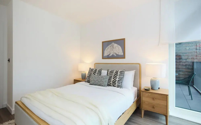 The Tottenham Retreat - Homely 2bdr Flat With Balcony