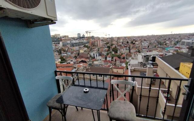 Taksim Larissa Hotel Suites
