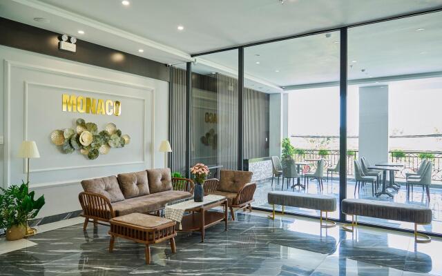 Monaco Hotel