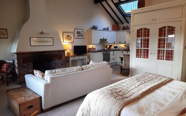 The Shippon, Parc yr Odyn, Pentraeth, Anglesey LL75 8UL