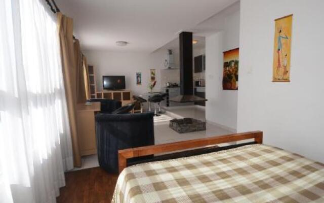Aina Hotel