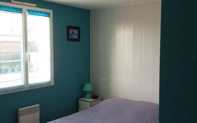 House With 3 Bedrooms in Beauvoir-sur-mer, With Enclosed Garden - 8 km