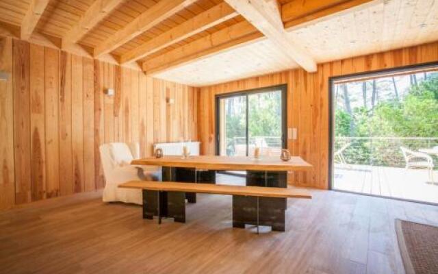 Jolie Villa En Bois Pour 10 Pers.