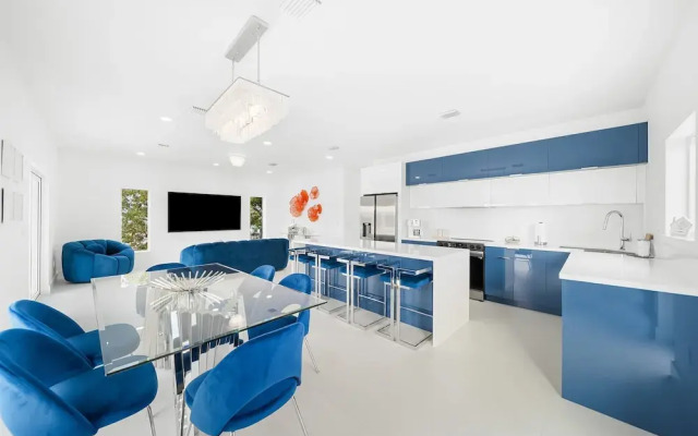 Azul Paradise - Waterfront - Heated Pool - Dock