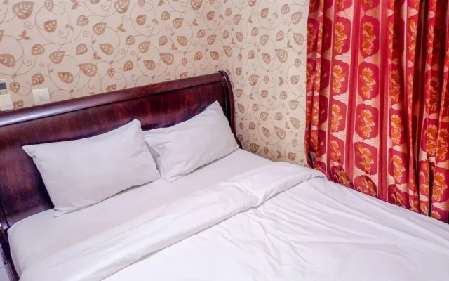 Strategic Menteng Square Apartment