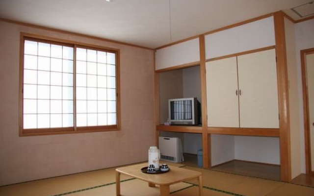 Tateyama Sanroku Onsen  Sato No Yu Raicho — 2-star hotel in Toyama