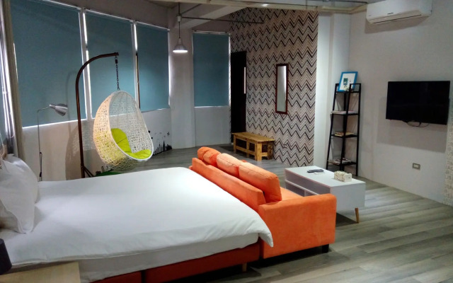 Sleep In Guest House