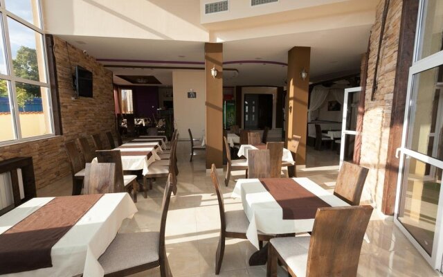 Hotel Spa Paradise
