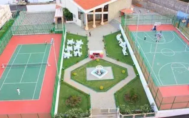 Hotel Tara