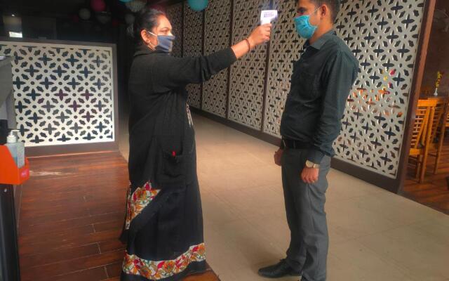 Spring Sky Mughalsarai By ShriGo Hotels