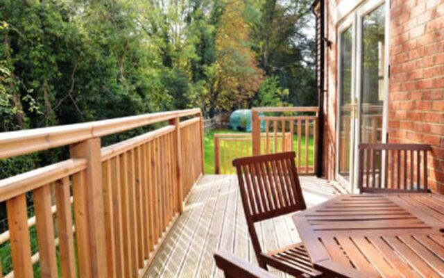 Cotswolds Valleys Accommodation-Stony Hs