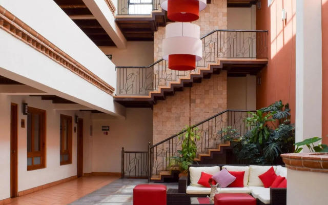 Plaza Magnolias Suites