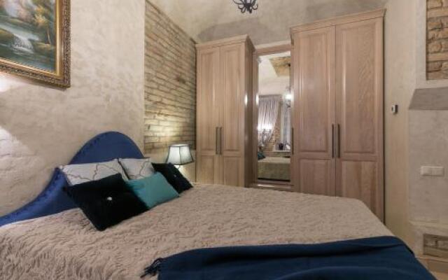 Old Town Studio Apartment